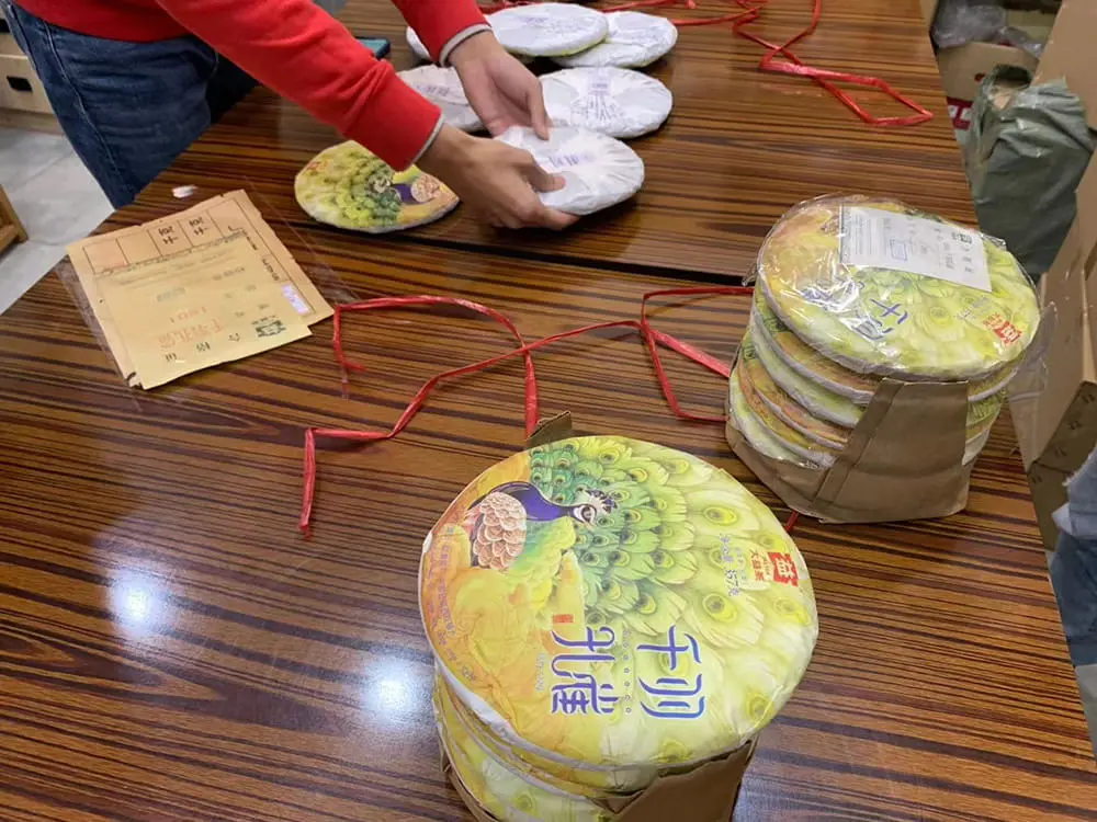 广东回收大益普洱茶2018年生茶熟茶图2